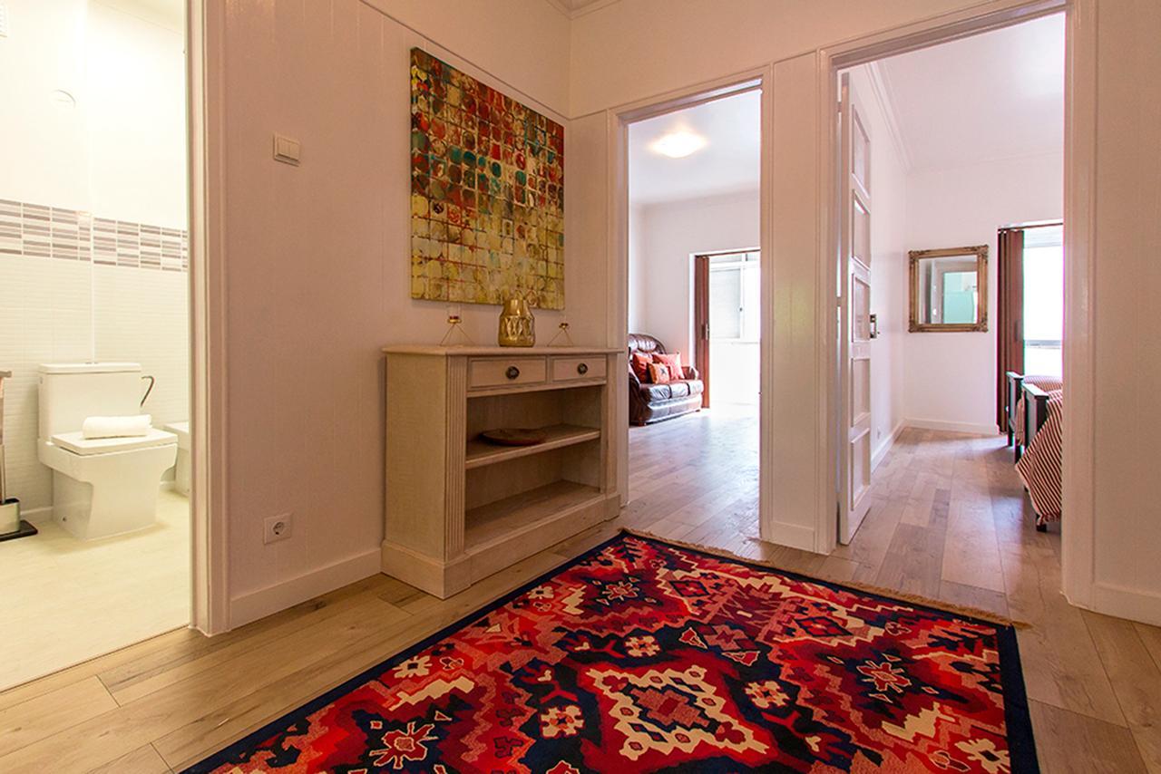 Rato Deluxe By Homing Apartment Lisbon Bagian luar foto